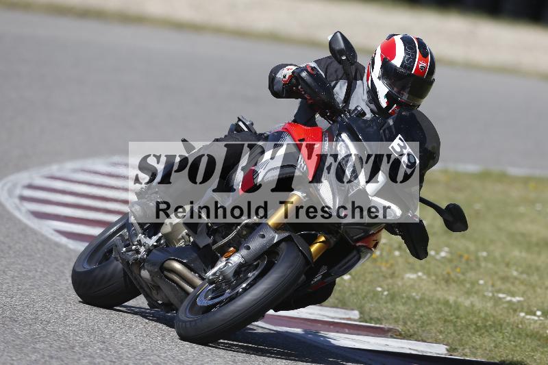 /07 09.04.2026 Cornu Master School ADR/Gruppe blau/39